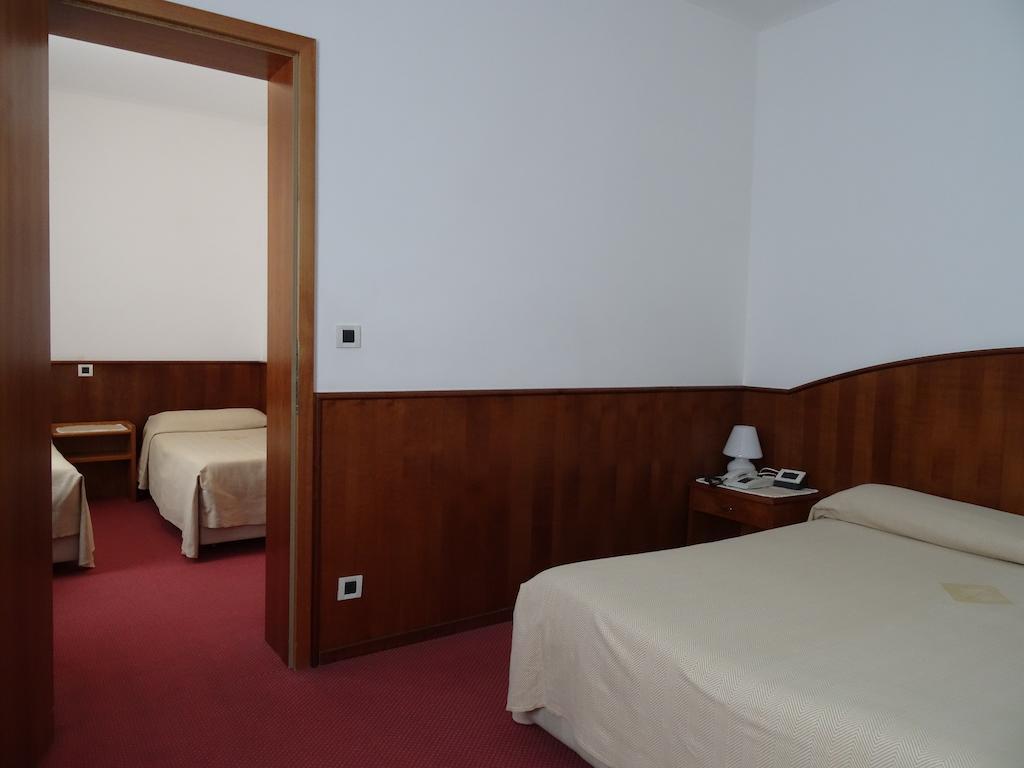 Hotel Roma Cividale del Friuli Cameră foto